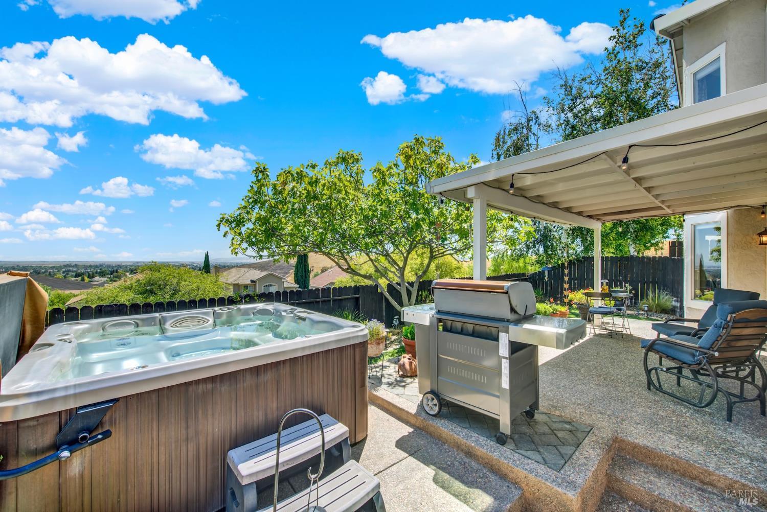Fairfield, California, 94534, United States, 5 Bedrooms Bedrooms, ,3 BathroomsBathrooms,Residential,For Sale,1917532
