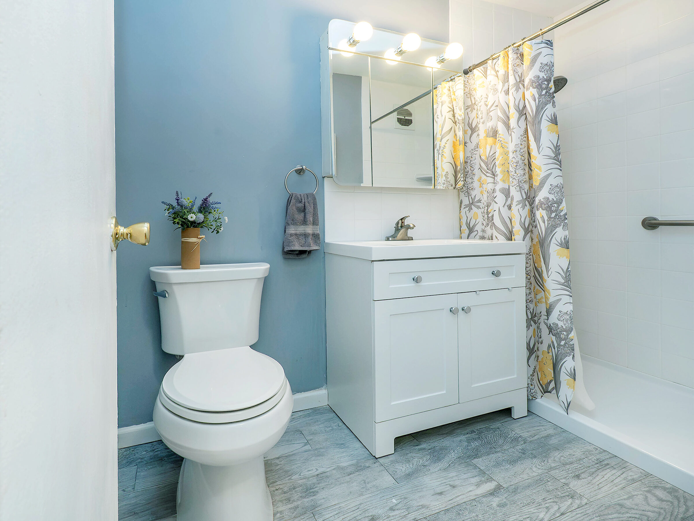  32 Pearsall, Glen Cove, NY, 11542 - 物件實景