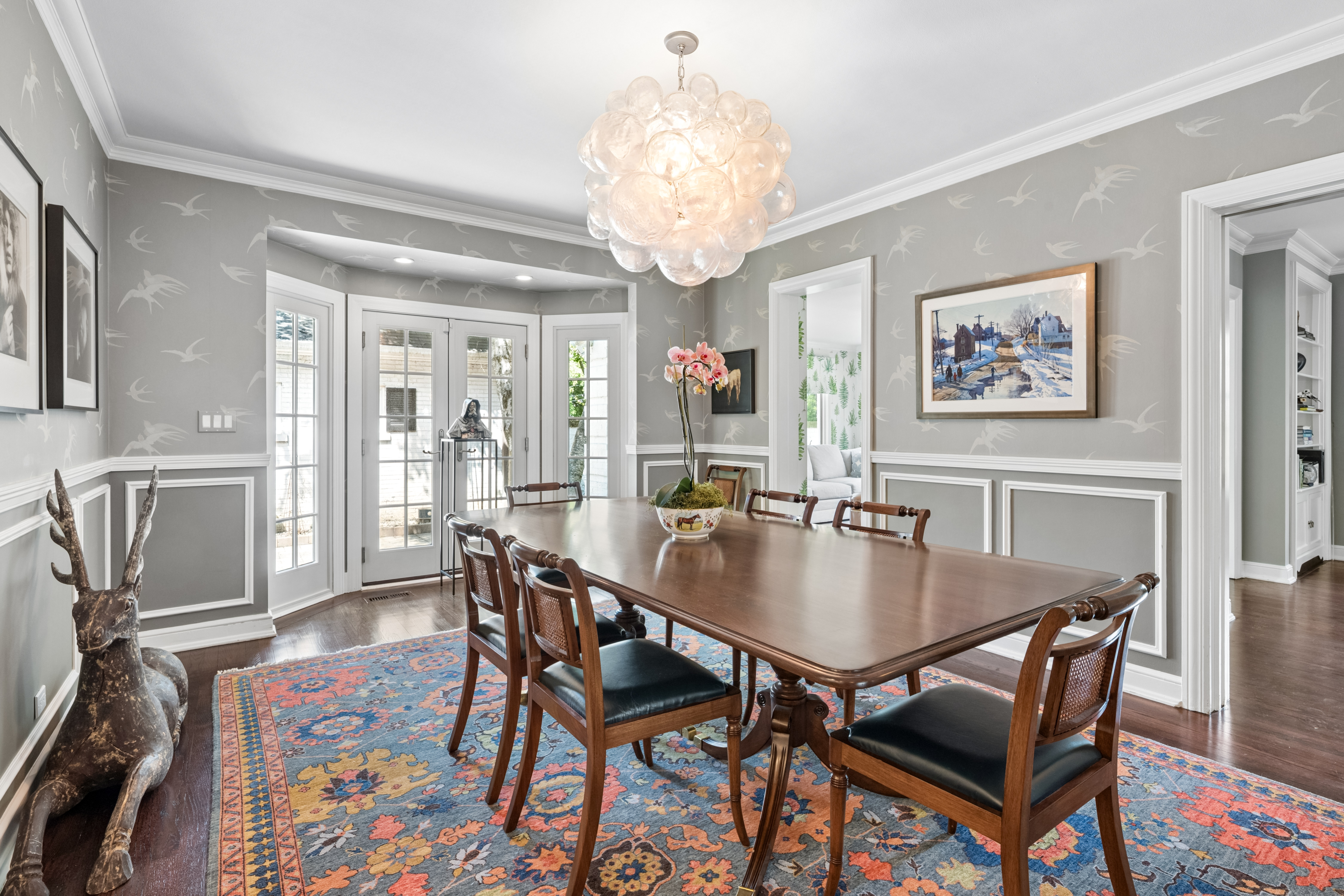  Rare, Fully Renovated, Updated Home Offering Move-In-Ready Luxury - 物件實景