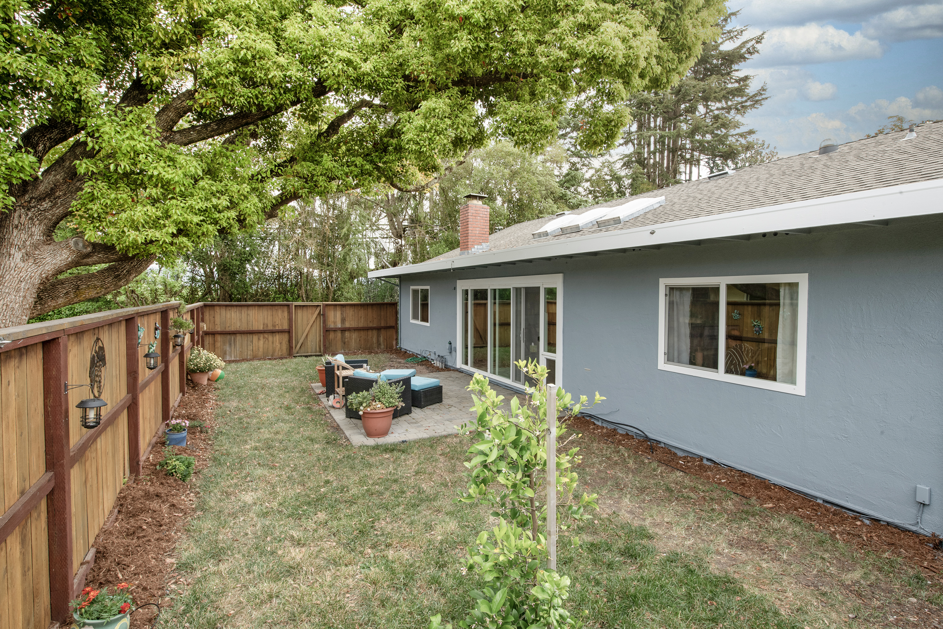  1250 Mission Drive - 物件實景