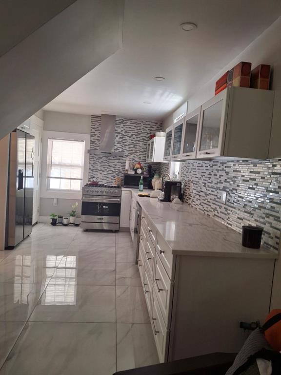 Brooklyn, New York, 11234, United States, 4 Bedrooms Bedrooms, ,2 BathroomsBathrooms,Residential,For Sale,1938147