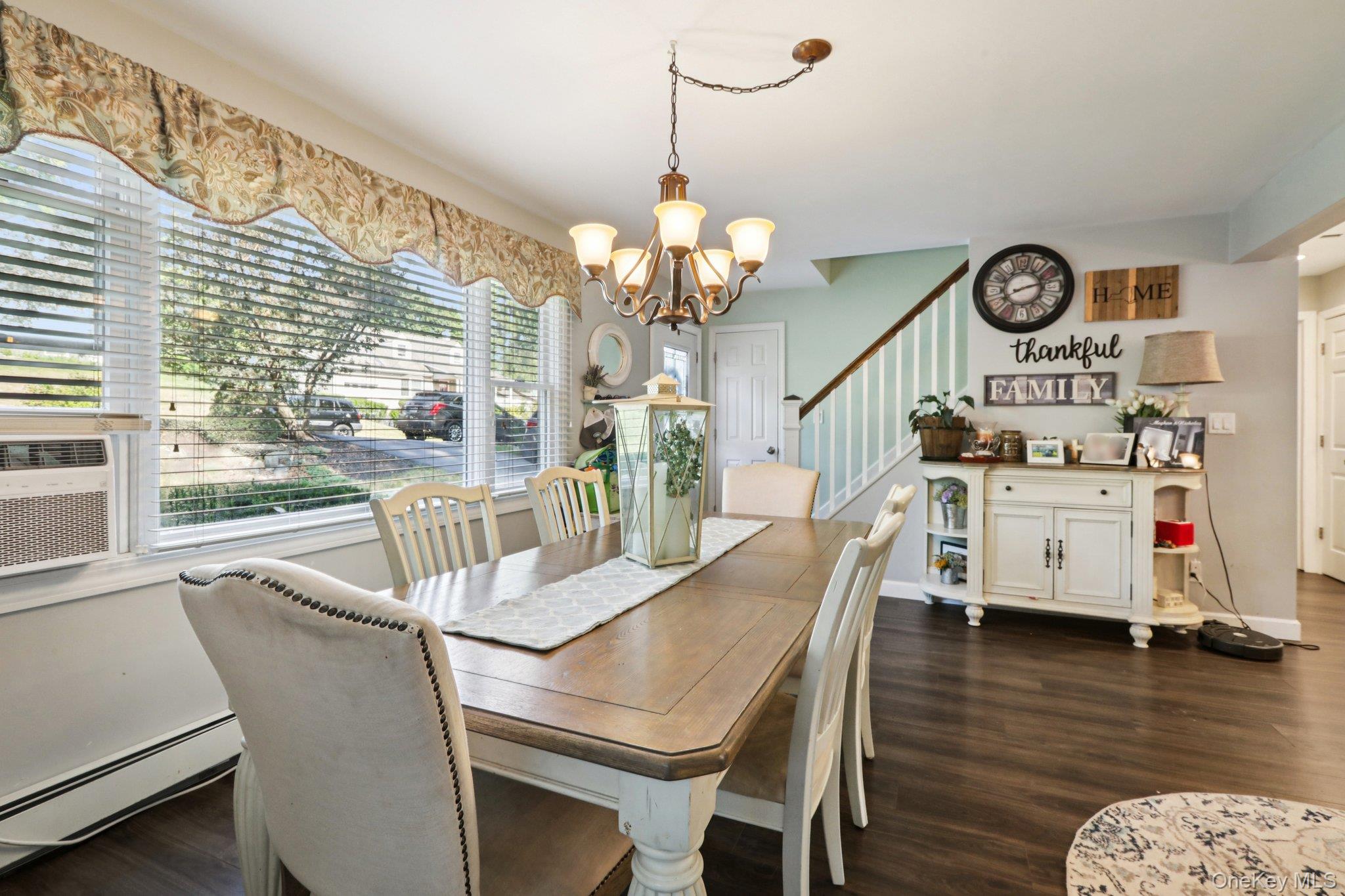 Garnerville, New York, 10923, United States, 4 Bedrooms Bedrooms, ,2 BathroomsBathrooms,Residential,For Sale,1974651