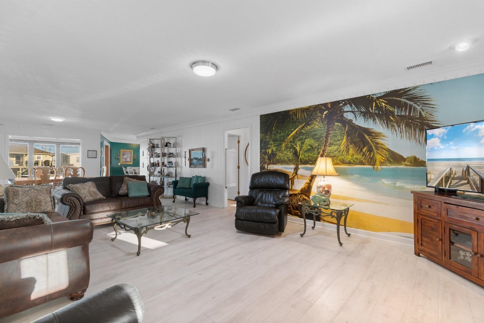 North Myrtle Beach, South Carolina, 29582, United States, 4 Bedrooms Bedrooms, ,2 BathroomsBathrooms,Residential,For Sale,2015059