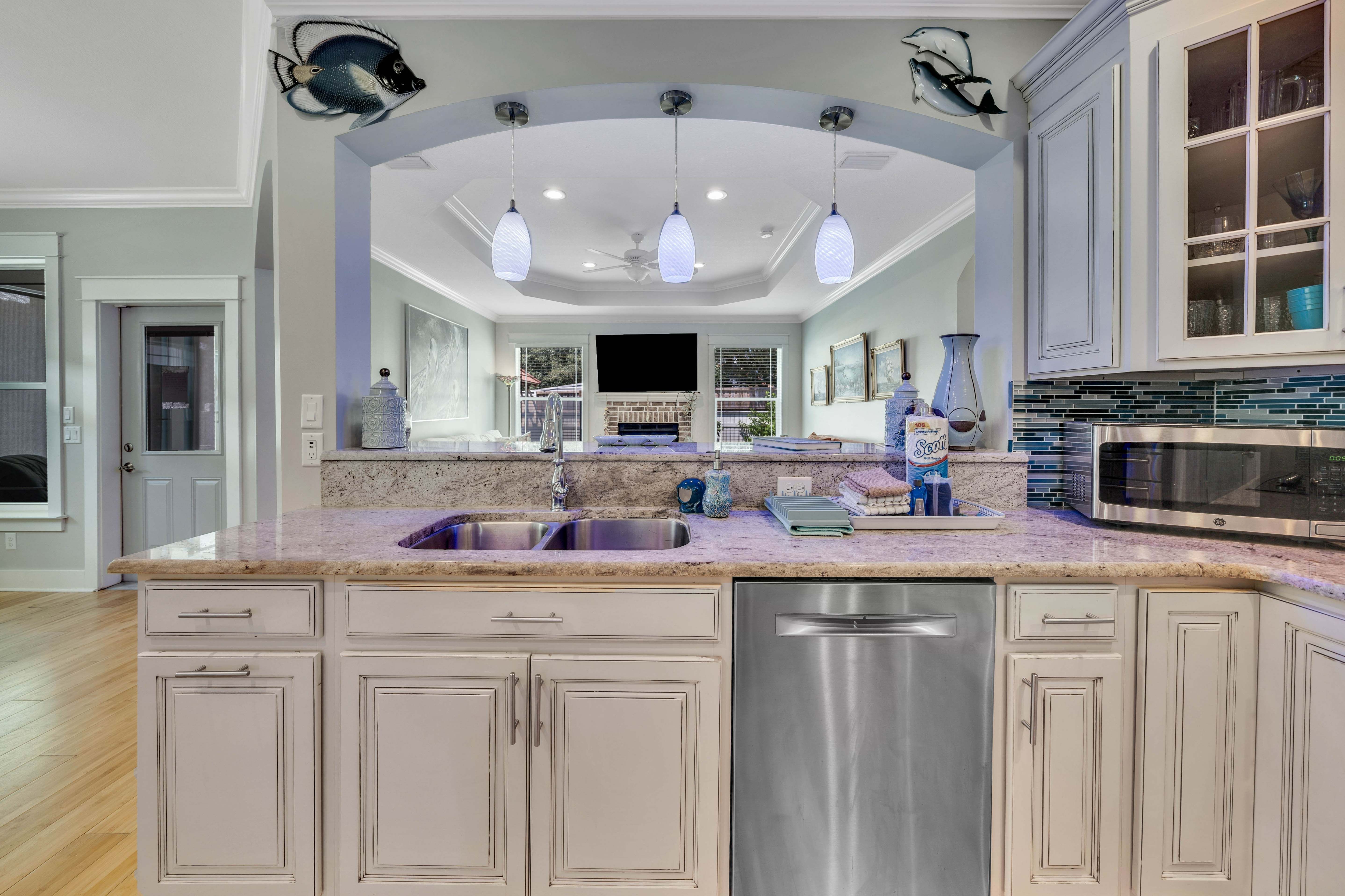  Timeless Coastal Retreat in Coveted Laguna Beach - 物件實景