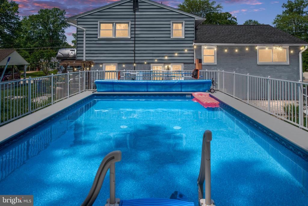 Alexandria, Virginia, 22308, United States, 4 Bedrooms Bedrooms, ,3 BathroomsBathrooms,Residential,For Sale,1921222