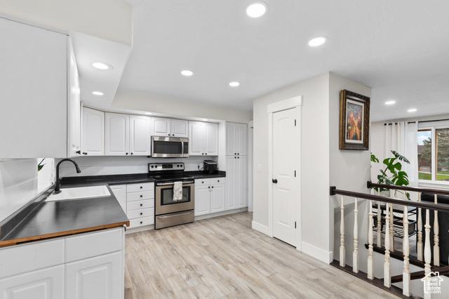 Riverton, Utah, 84065, United States, 6 Bedrooms Bedrooms, ,2 BathroomsBathrooms,Residential,For Sale,1982164