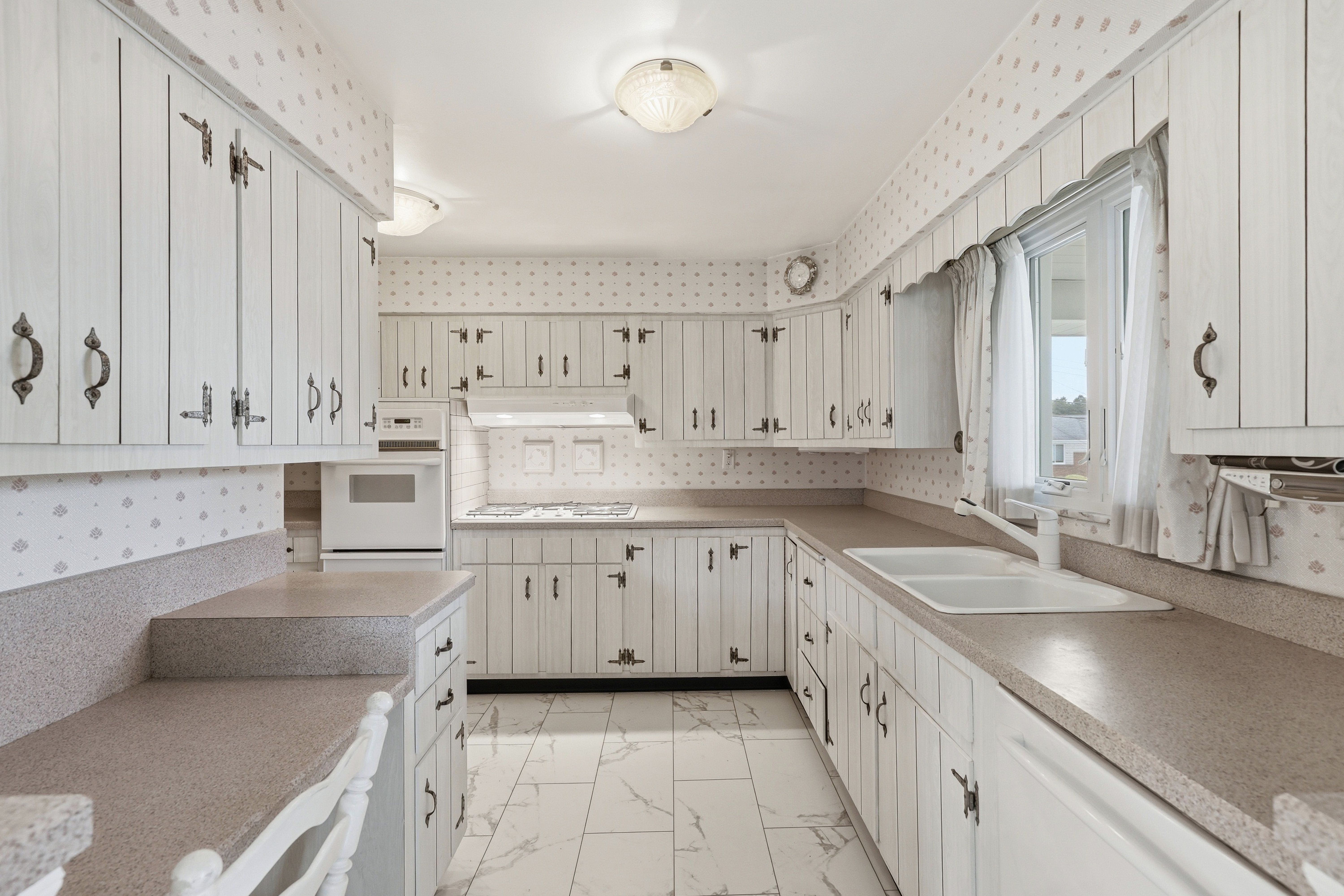  2219 Fawcett Avenue, White Oak, PA 15131 - 物件實景