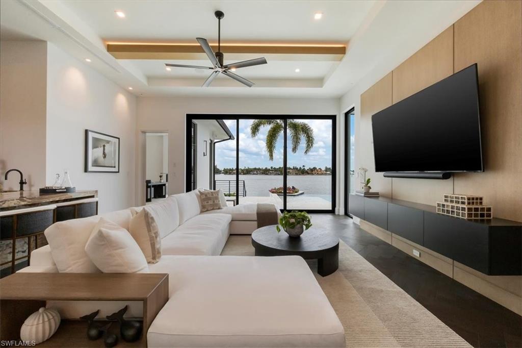 Naples, Florida, 34102, United States, 5 Bedrooms Bedrooms, ,7 BathroomsBathrooms,Residential,For Sale,1991878