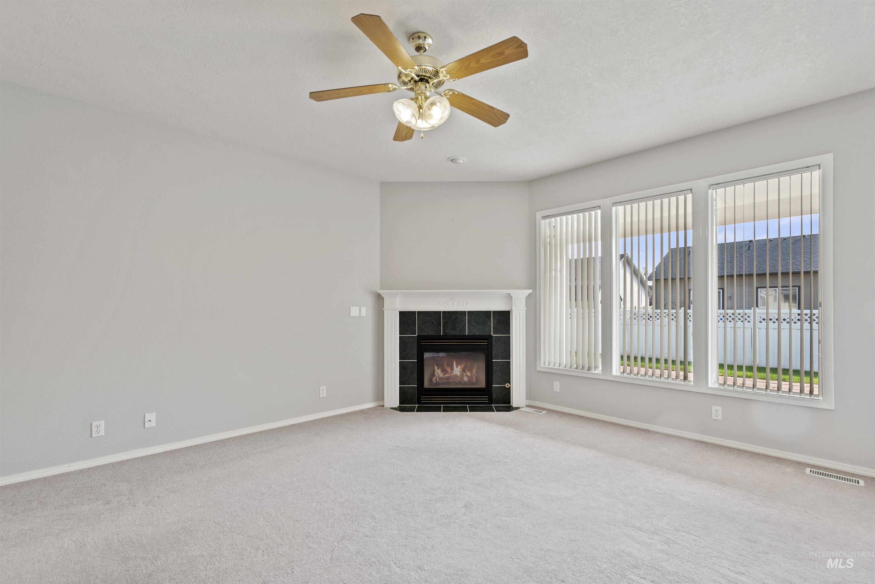 Meridian, Idaho, 83646-8306, United States, 4 Bedrooms Bedrooms, ,Residential,For Sale,1941739