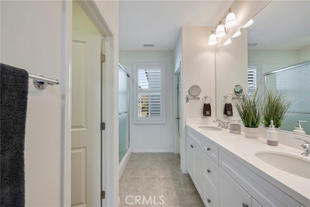 Irvine, California, 92620, United States, 2 Bedrooms Bedrooms, ,2 BathroomsBathrooms,Residential,For Sale,1895073