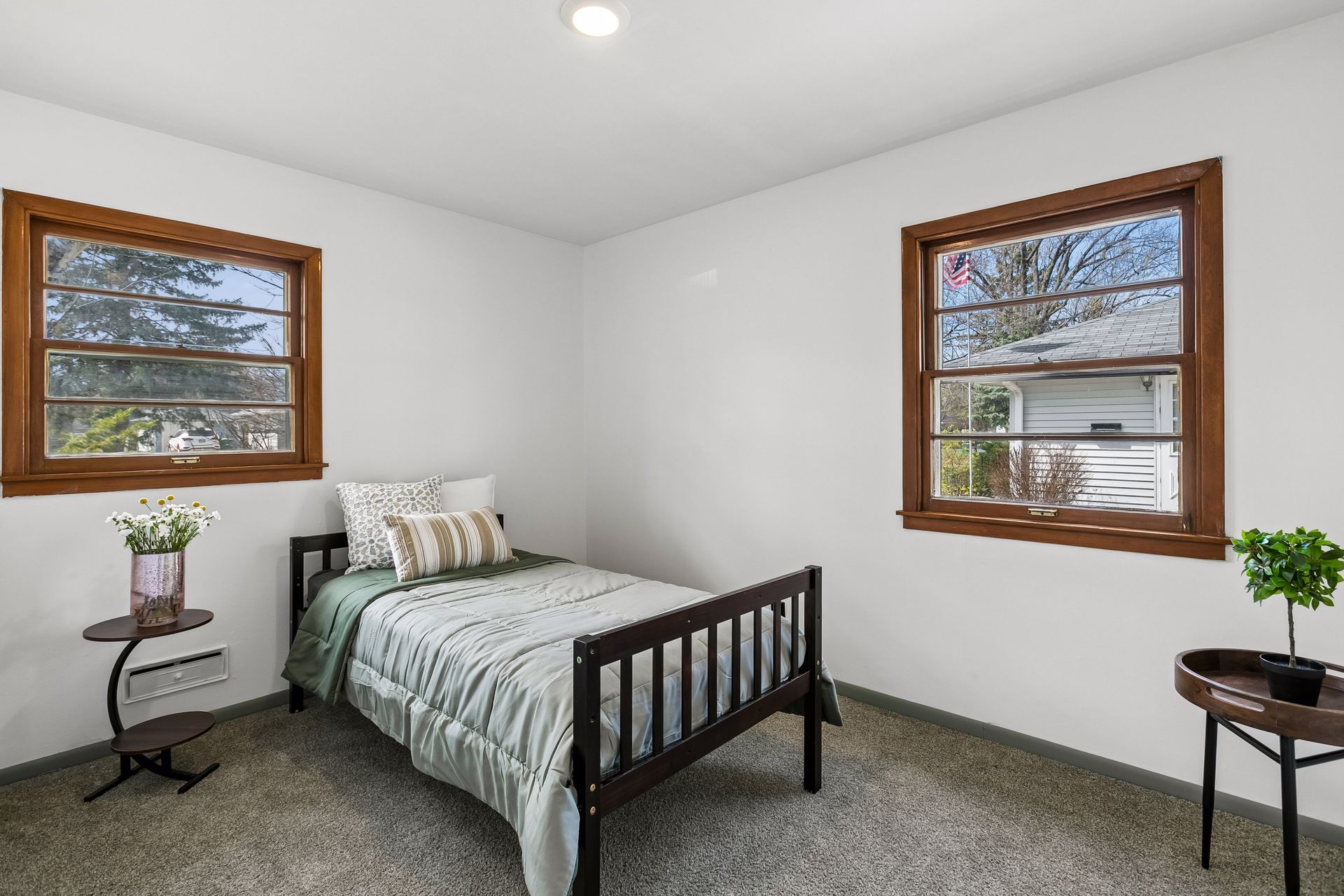  Modern Rambler with Designer Finishes - 物件實景