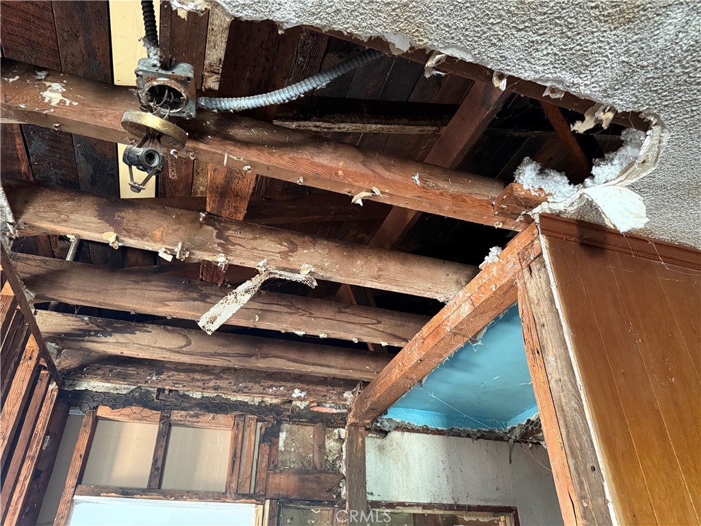 Compton, California, 90222, United States, 3 Bedrooms Bedrooms, ,2 BathroomsBathrooms,Residential,For Sale,1984392