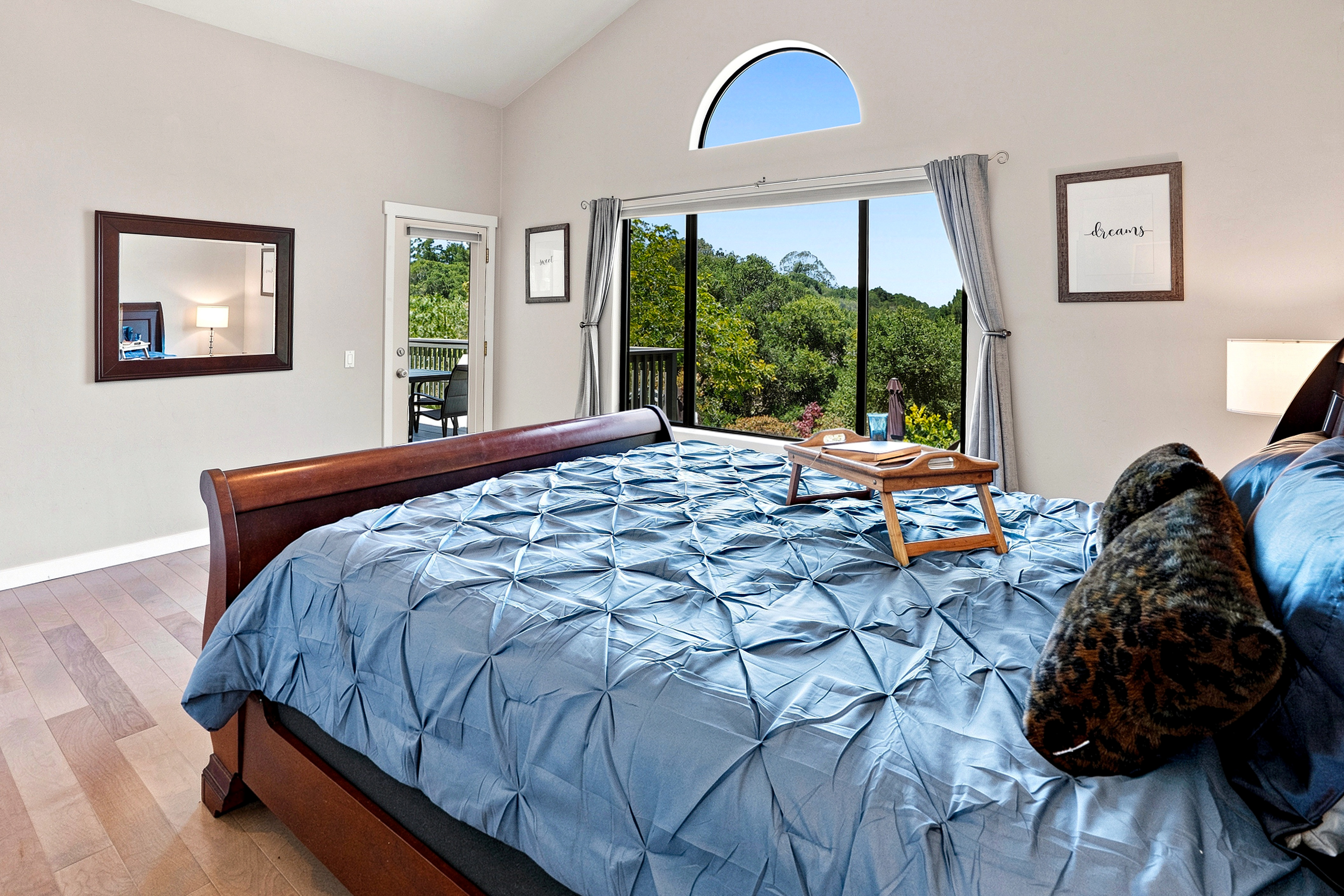  5324 Hidden Oak Court, Royal Oaks - 物件實景