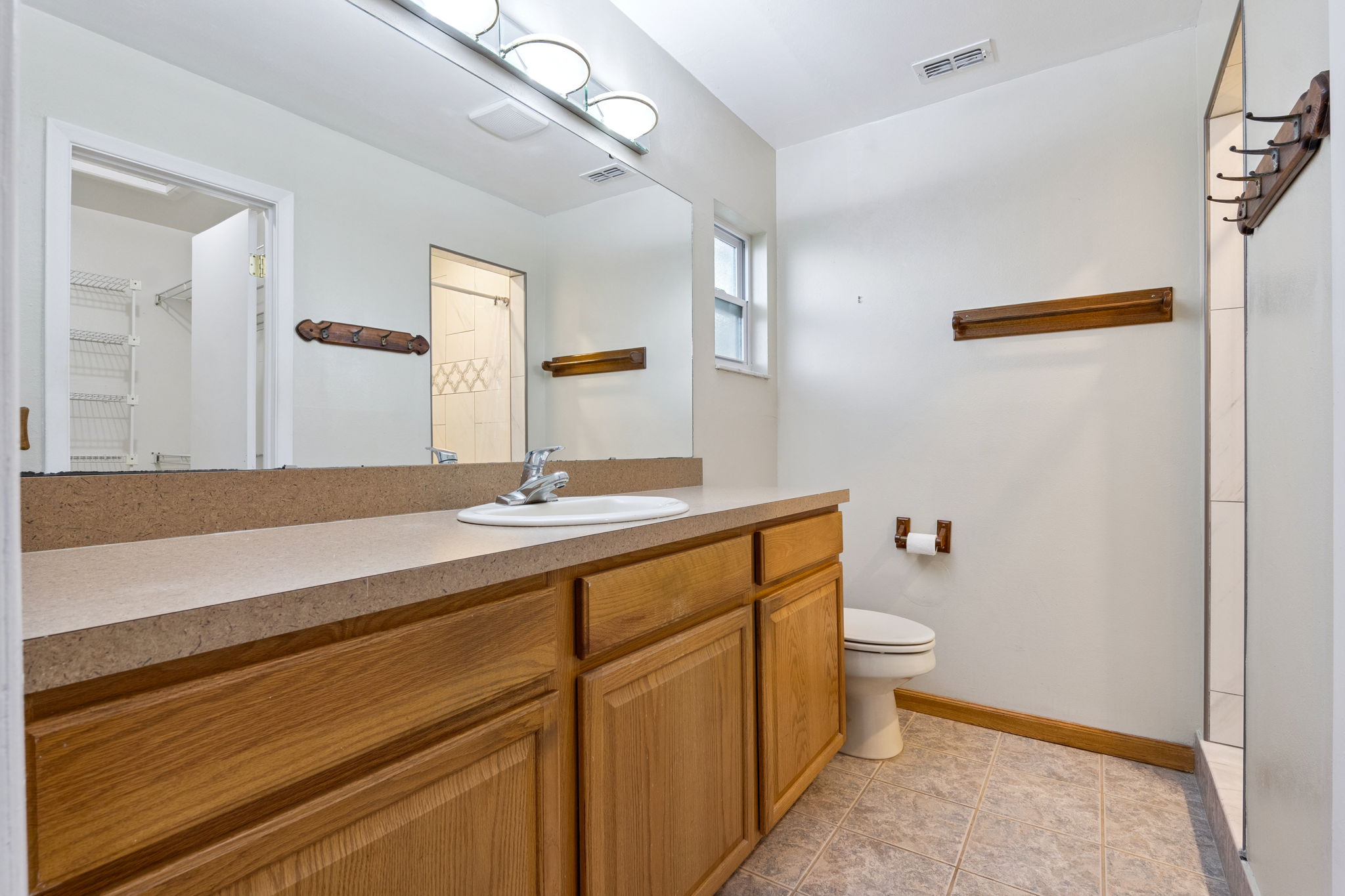Belle Isle, Florida, 32812, United States, 4 Bedrooms Bedrooms, ,2 BathroomsBathrooms,Residential,For Sale,2048801