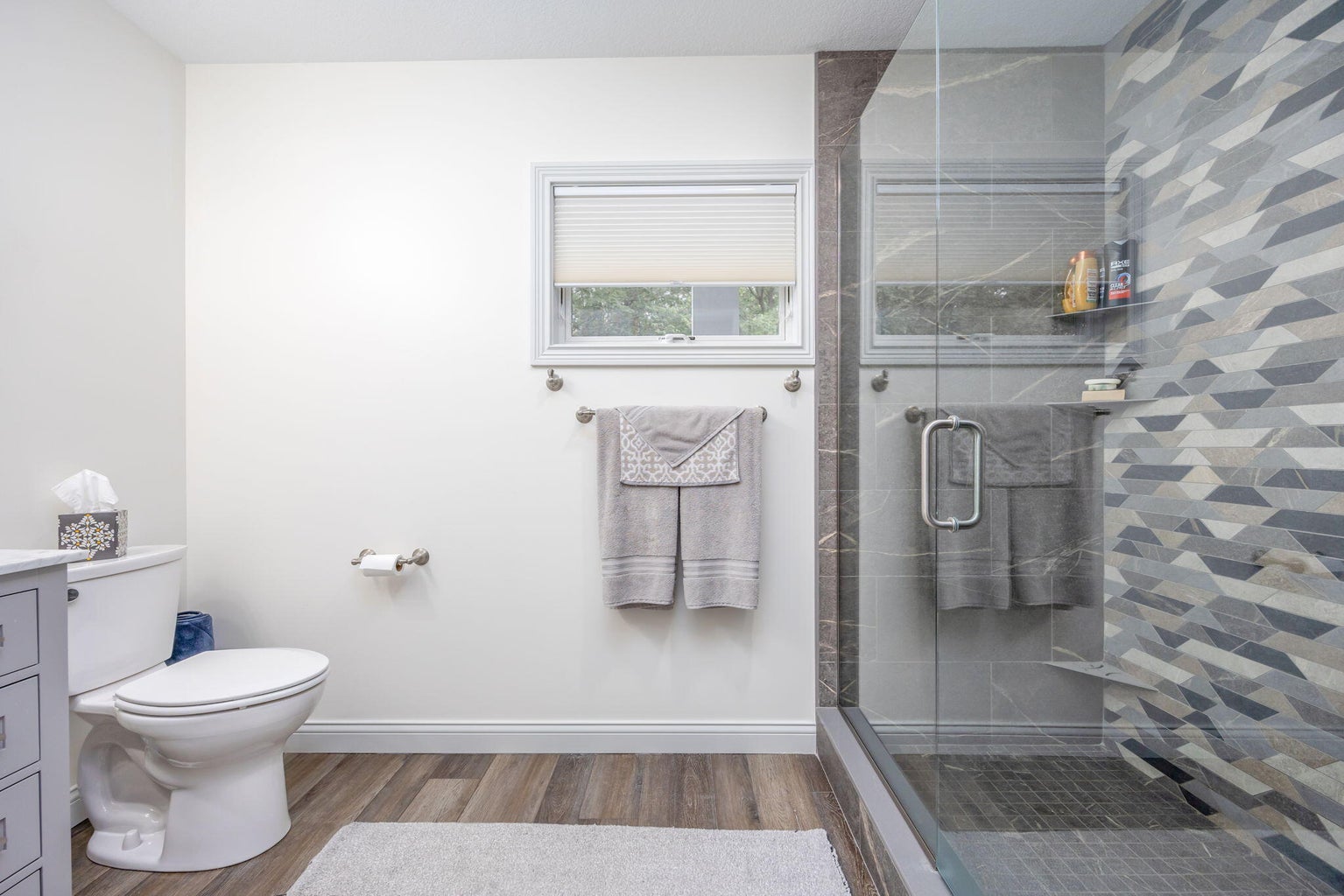 Canadian Lakes, Michigan, 49346, United States, 4 Bedrooms Bedrooms, ,3 BathroomsBathrooms,Residential,For Sale,1976401