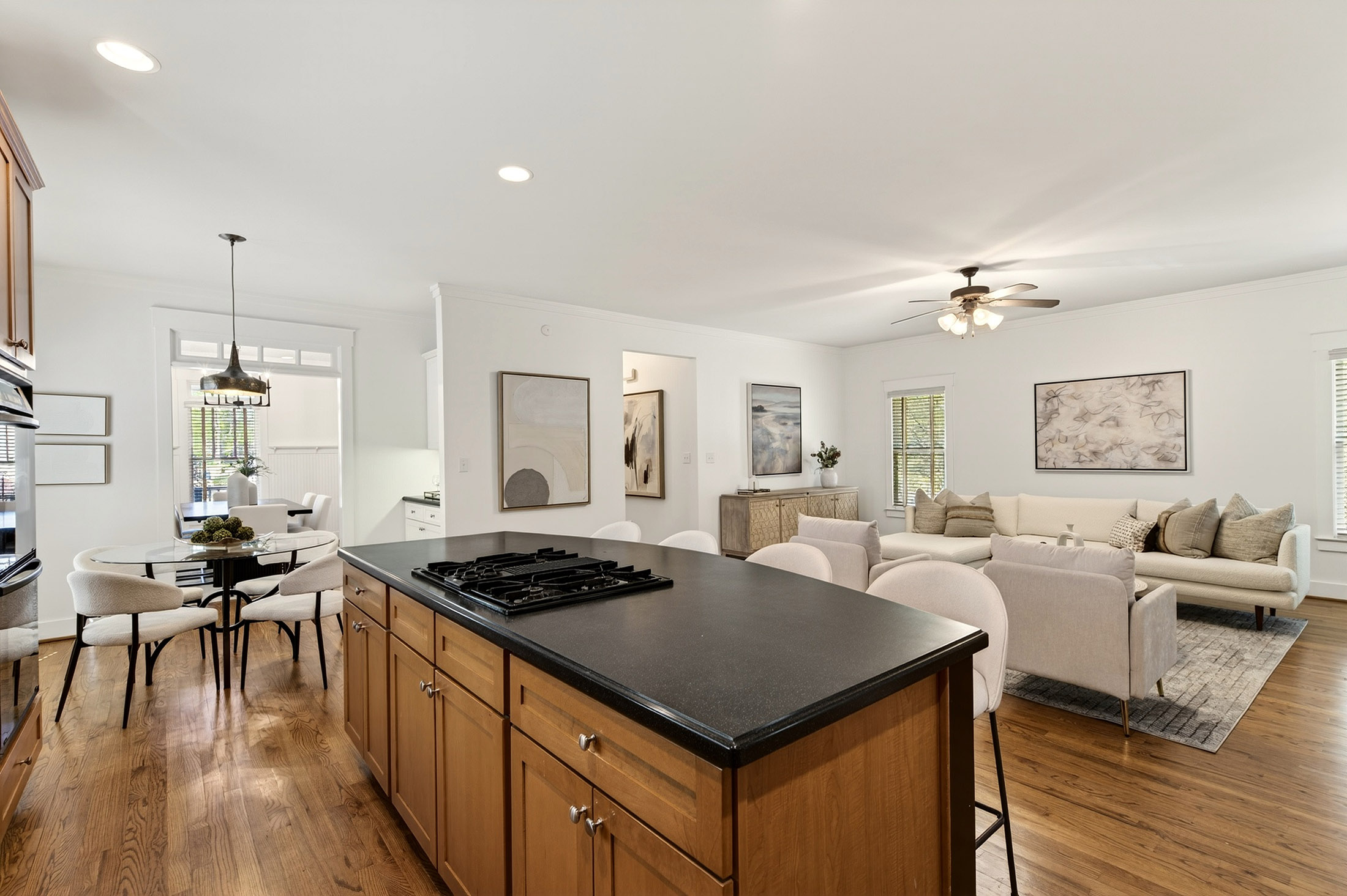  Smyrna Home Blends Space, Flexibility and an Unbeatable Lifestyle - 物件實景