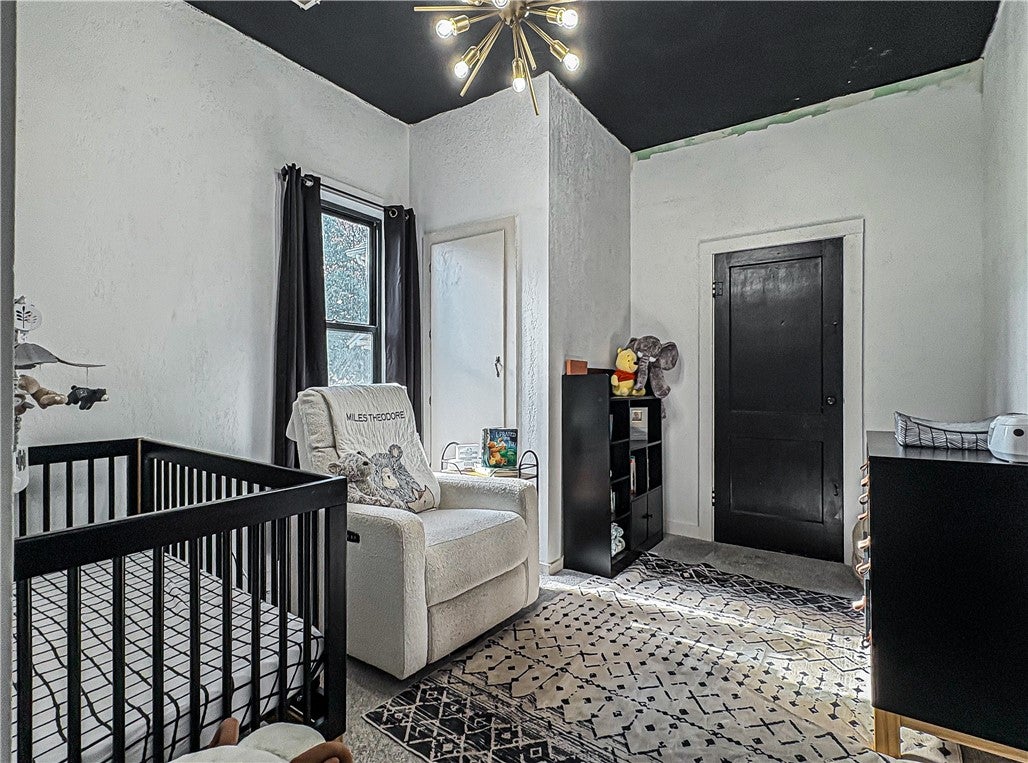 Berryville, Arkansas, 72616, United States, 3 Bedrooms Bedrooms, ,2 BathroomsBathrooms,Residential,For Sale,1994885