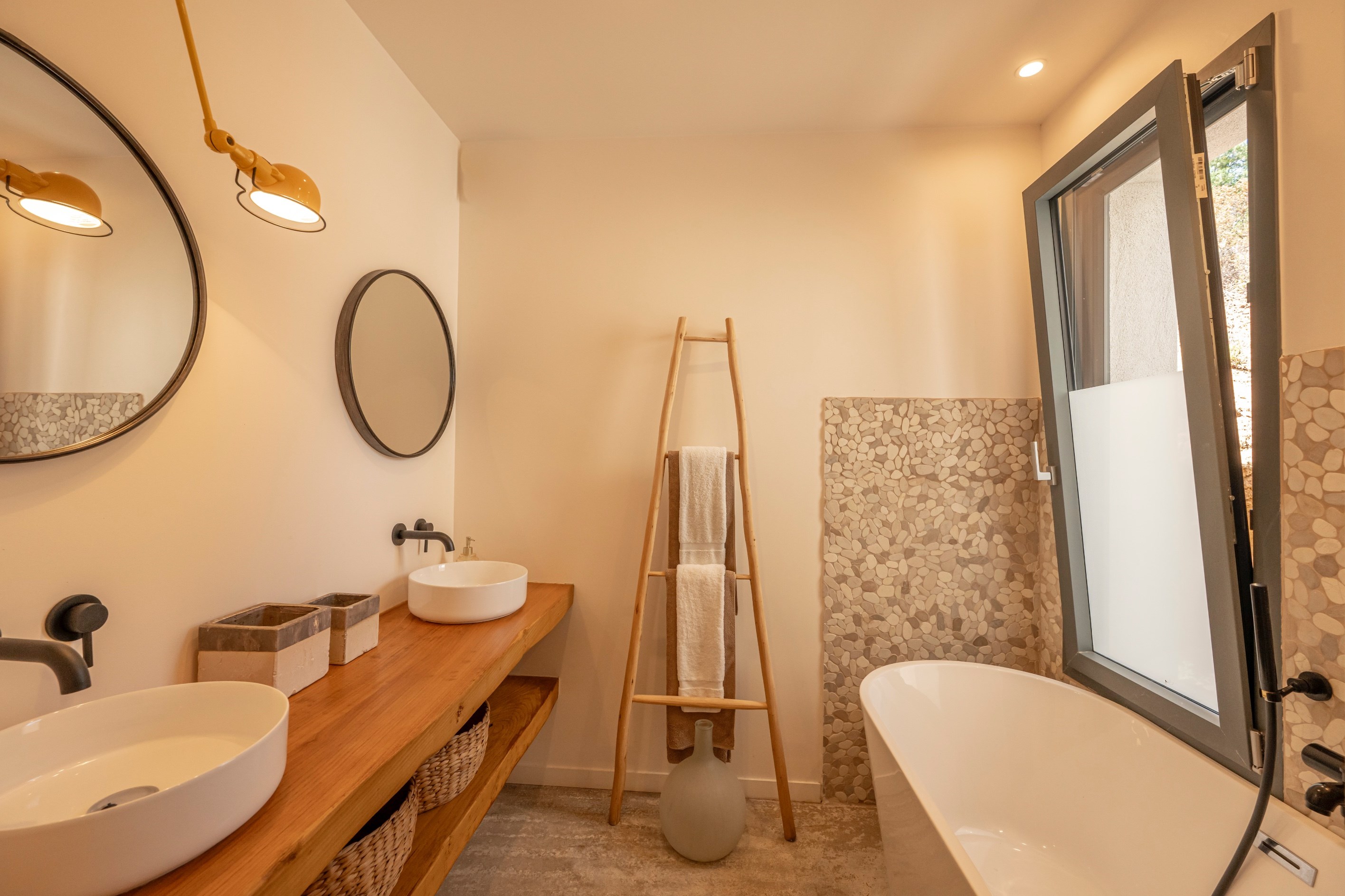  Luxury villa with panoramic sea views and beach accessible on foot – Sagone / A… - 物件實景