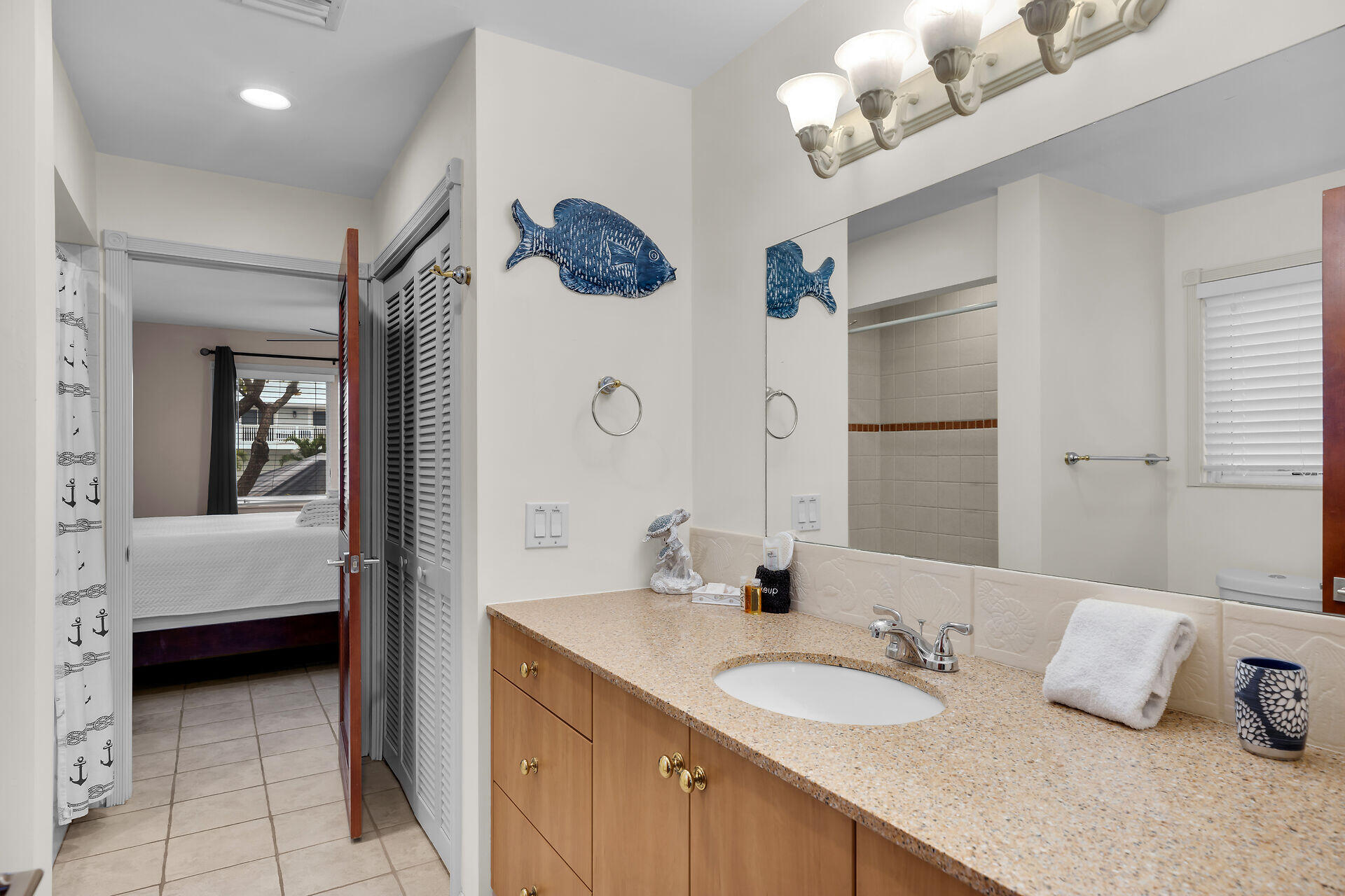 MARATHON, Florida, 33050, United States, 5 Bedrooms Bedrooms, ,3 BathroomsBathrooms,Residential,For Sale,1691478