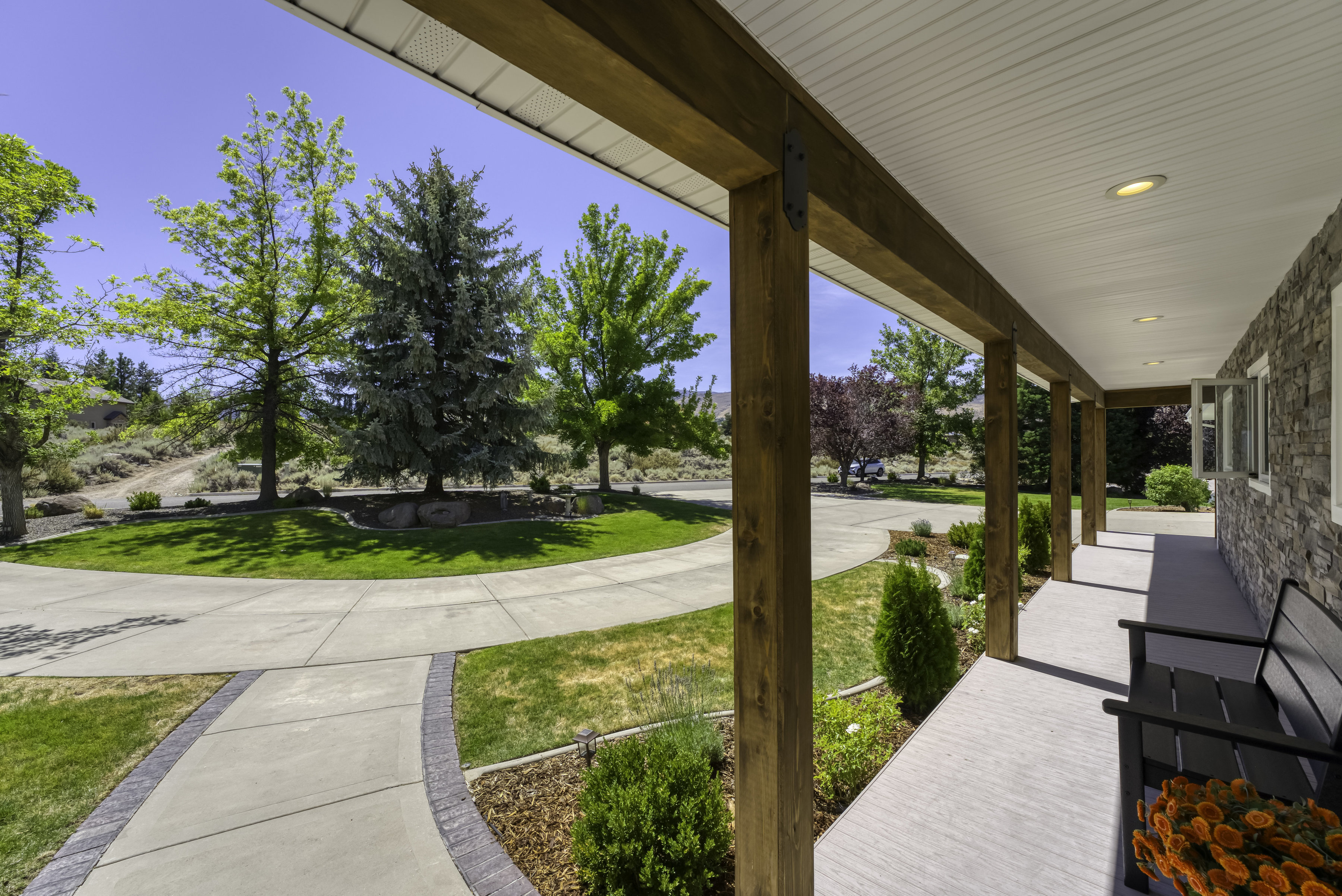  Expansive South West Luxury Ranch Style Estate with RV Garage & In-Law Quarters - 物件實景