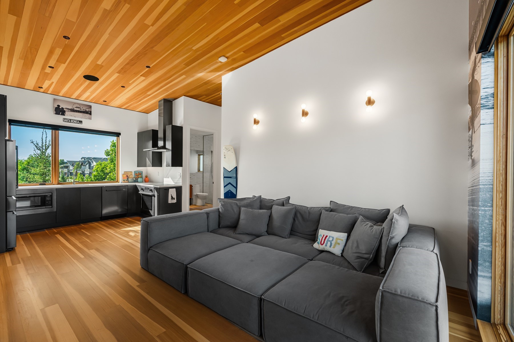  1418 W Bellerive Ln - 物件實景