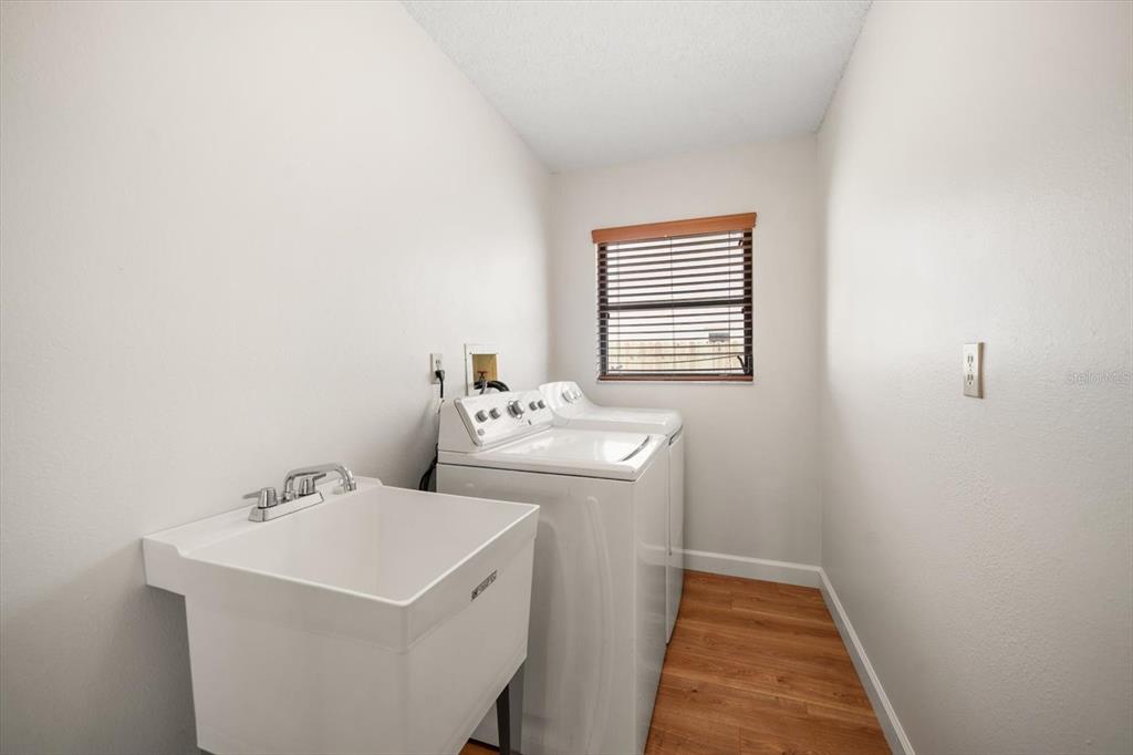 Seminole, Florida, 33777, United States, 3 Bedrooms Bedrooms, ,2 BathroomsBathrooms,Residential,For Sale,2001866