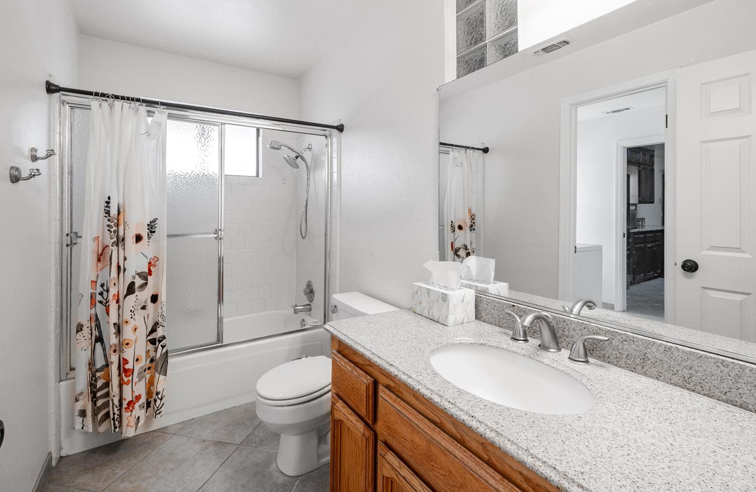 Madera, California, 93636, United States, 4 Bedrooms Bedrooms, ,3 BathroomsBathrooms,Residential,For Sale,1914186