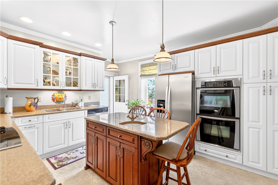 Scenery Hill, Pennsylvania, 15360, United States, 4 Bedrooms Bedrooms, ,2 BathroomsBathrooms,Residential,For Sale,2044071