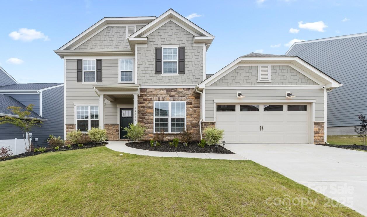 Charlotte, North Carolina, 28278, United States, 5 Bedrooms Bedrooms, ,5 BathroomsBathrooms,Residential,For Sale,1866050