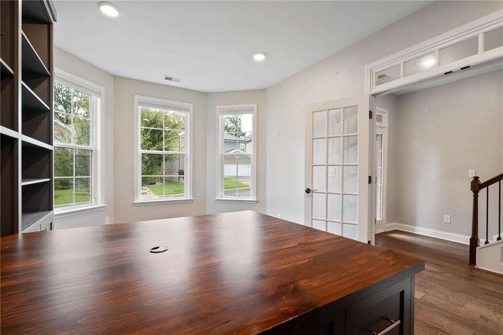 Buford, Georgia, 30519, United States, 5 Bedrooms Bedrooms, ,4 BathroomsBathrooms,Residential,For Sale,1896602