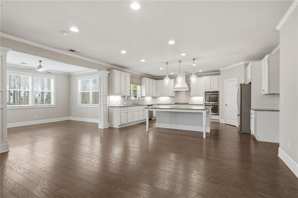 Alpharetta, Georgia, 30004, United States, 5 Bedrooms Bedrooms, ,4 BathroomsBathrooms,Residential,For Sale,2030303