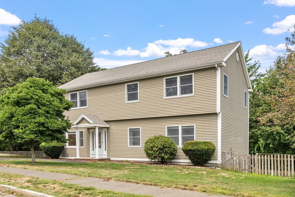 Peabody, Massachusetts, 01960, United States, 5 Bedrooms Bedrooms, ,4 BathroomsBathrooms,Residential,For Sale,1913730