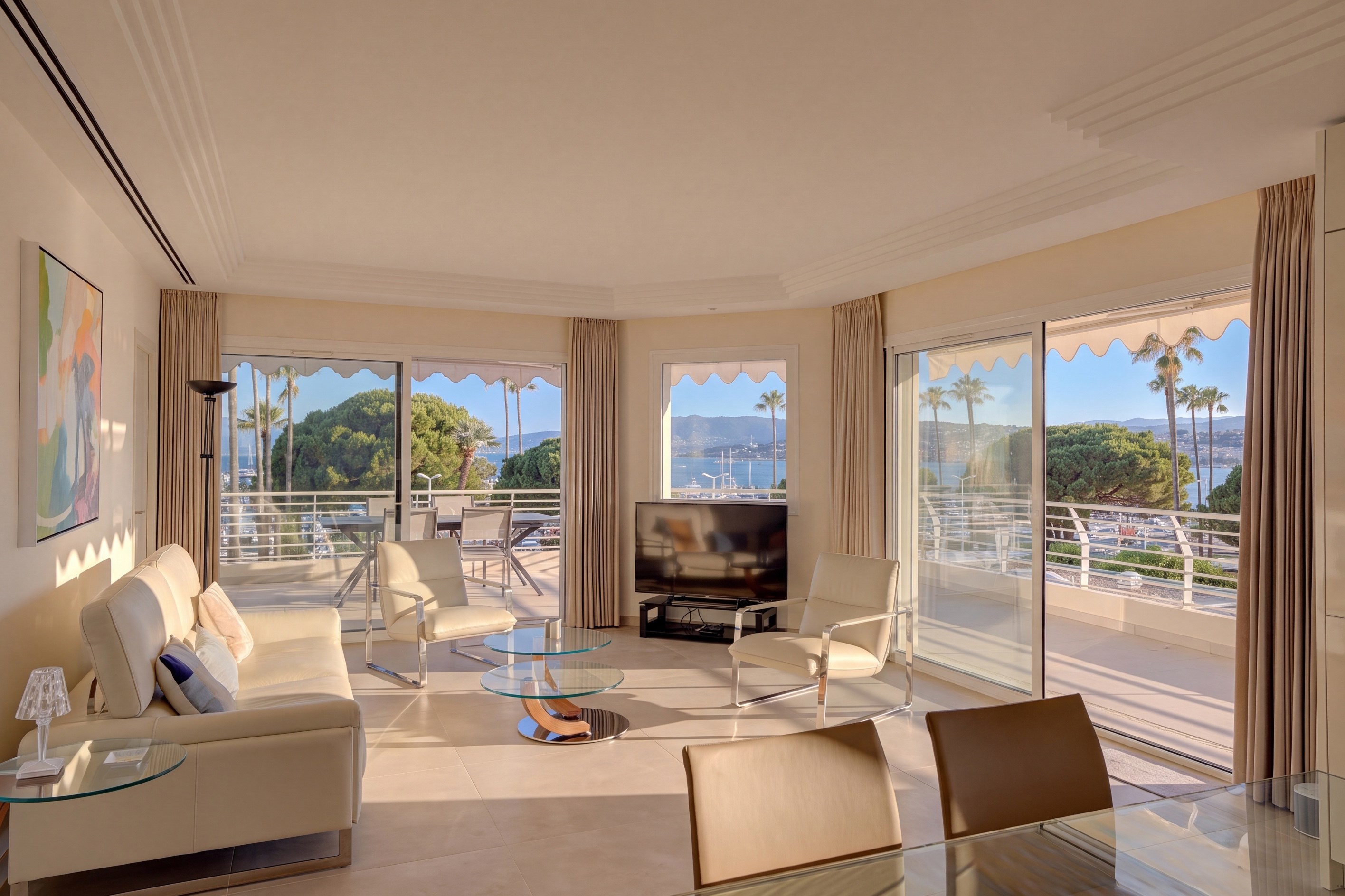  Cannes Croisette, luxury corner apartment for sale, sea views, garage and staff… - 物件實景