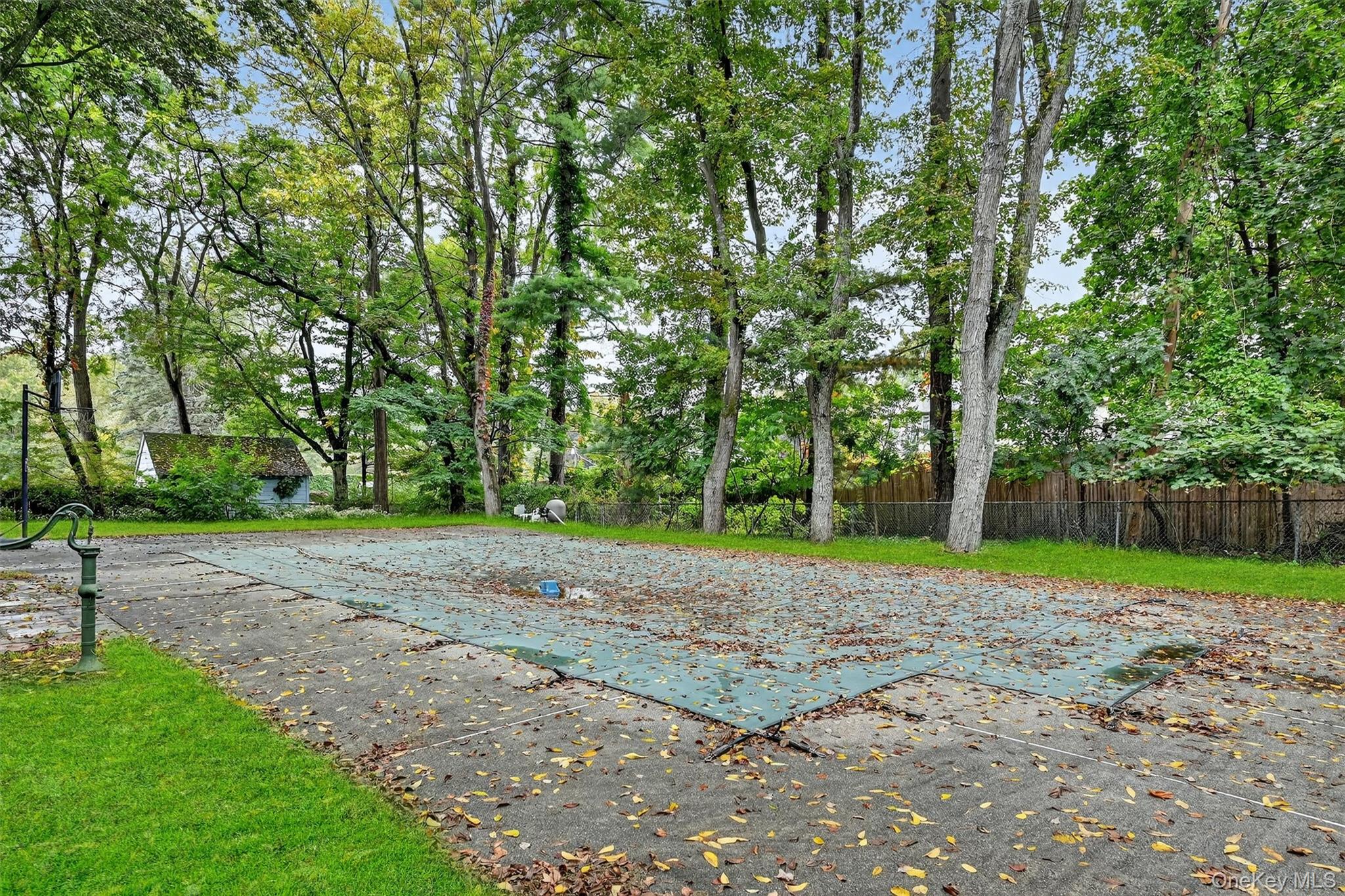 Monsey, New York, 10952, United States, 5 Bedrooms Bedrooms, ,4 BathroomsBathrooms,Residential,For Sale,1981172