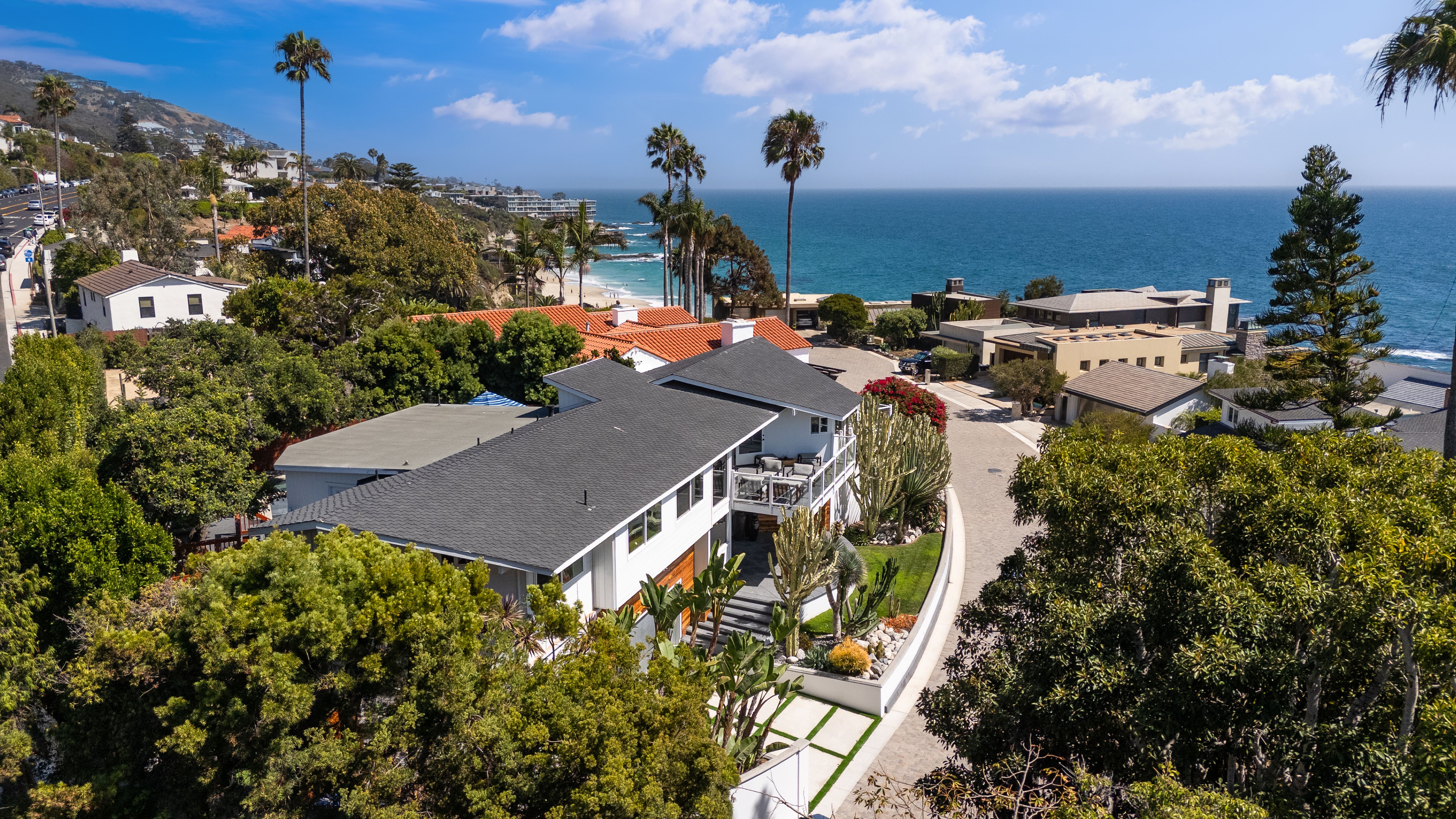  2 Camel Point Drive, Laguna Beach, CA 92651 - 物件實景