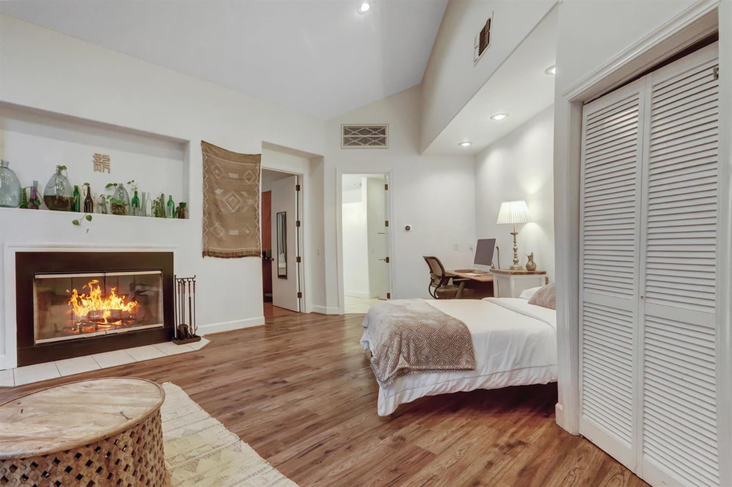 Nevada City, California, 95959, United States, 6 Bedrooms Bedrooms, ,5 BathroomsBathrooms,Residential,For Sale,1997761