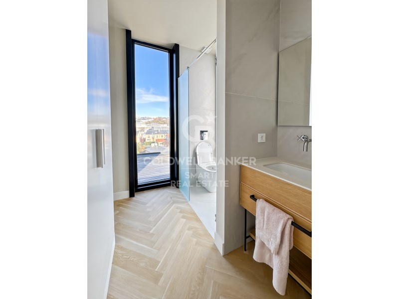 Oleiros, Galicia, 15179, ES, 2 Bedrooms Bedrooms, ,2 BathroomsBathrooms,Residential,For Sale,1729287