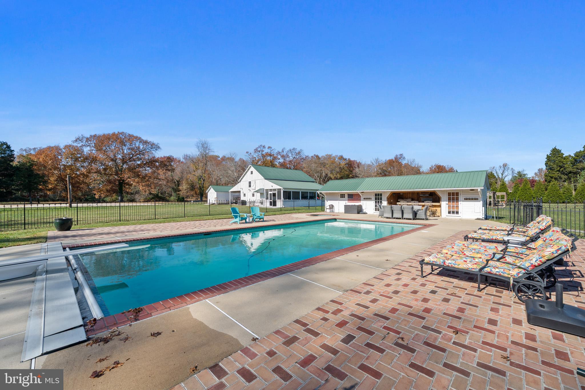 La Plata, Maryland, 20646, United States, 5 Bedrooms Bedrooms, ,4 BathroomsBathrooms,Residential,For Sale,1990245