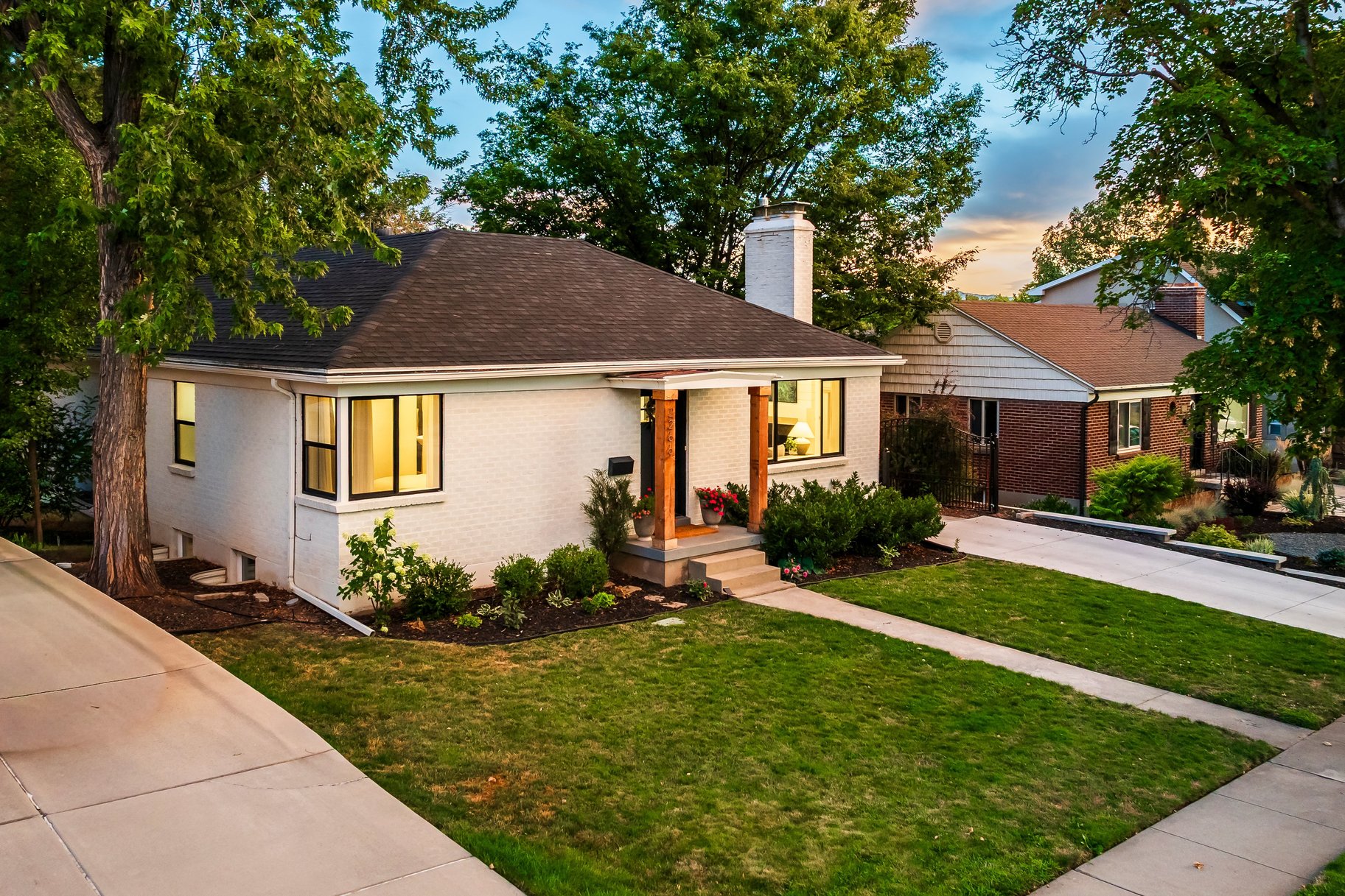  Remodeled Rambler with Outside Basement Entrance - 物件實景