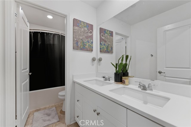 Fontana, California, 92336, United States, 4 Bedrooms Bedrooms, ,4 BathroomsBathrooms,Residential,For Sale,1981803