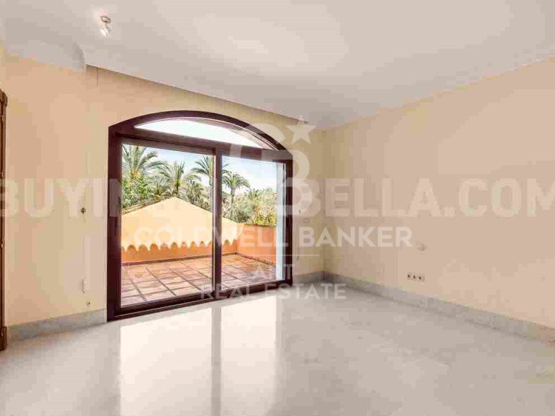 Marbella, Andalusia, ES, 5 Bedrooms Bedrooms, ,4 BathroomsBathrooms,Residential,For Sale,1804949