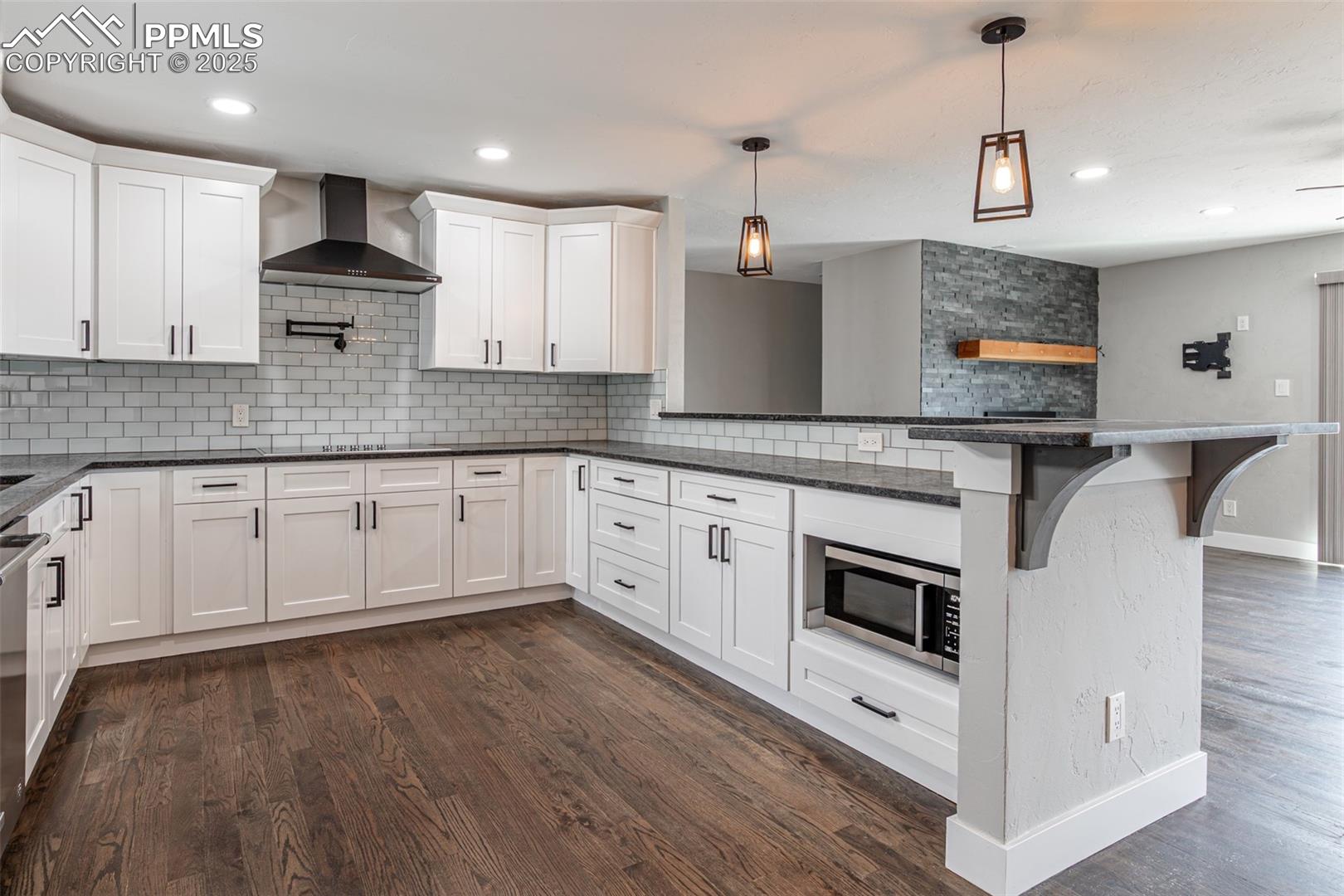 Monument, Colorado, 80132, United States, 4 Bedrooms Bedrooms, ,3 BathroomsBathrooms,Residential,For Sale,1930113