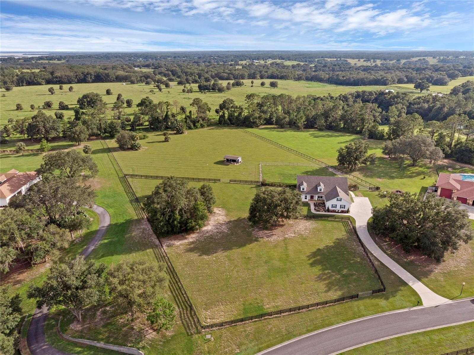 WEIRSDALE, Florida, 32195, United States, 5 Bedrooms Bedrooms, ,3 BathroomsBathrooms,Residential,For Sale,1979385