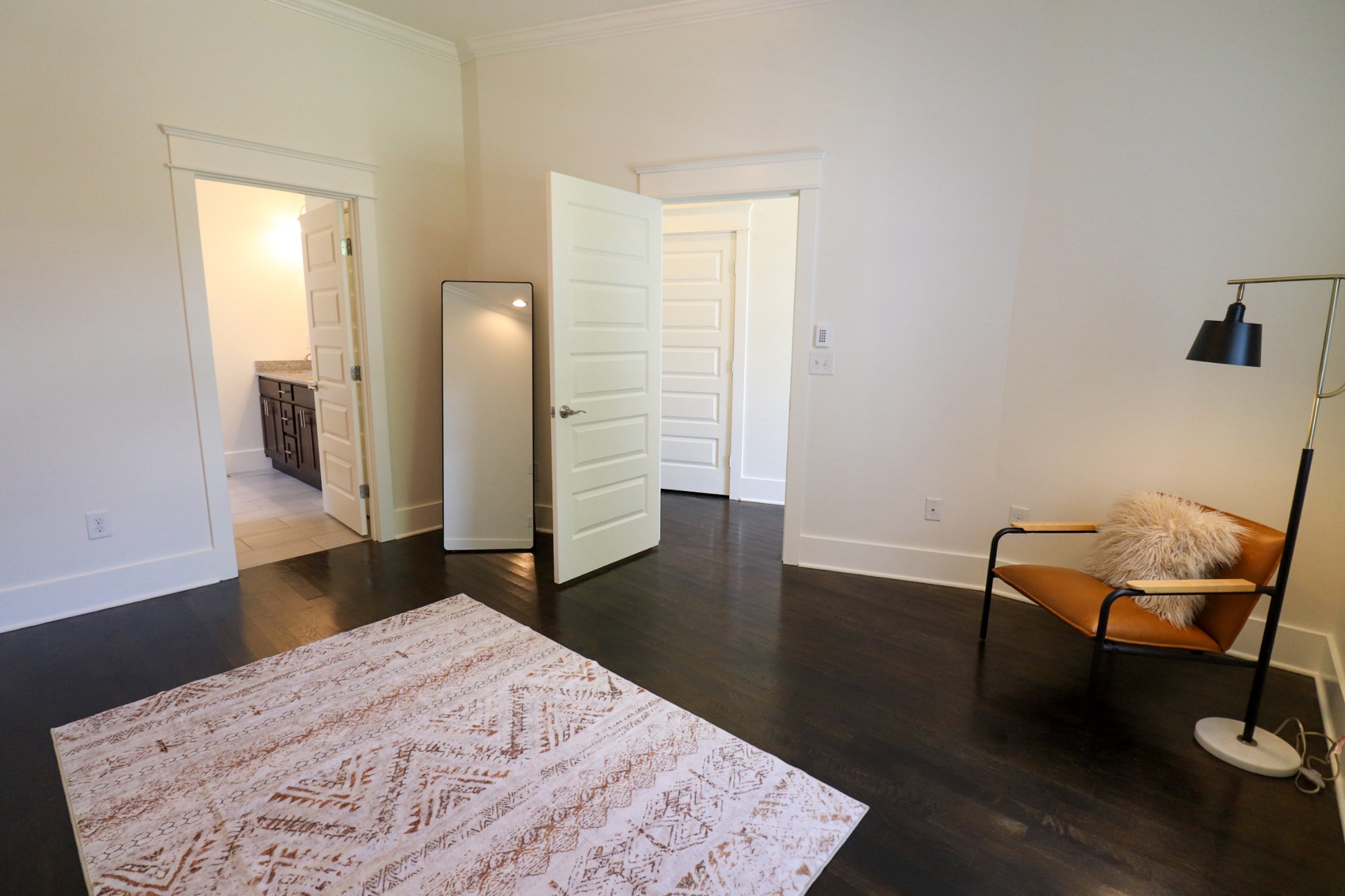 Nashville, Tennessee, 37209, United States, 3 Bedrooms Bedrooms, ,3 BathroomsBathrooms,Residential,For Sale,1837911