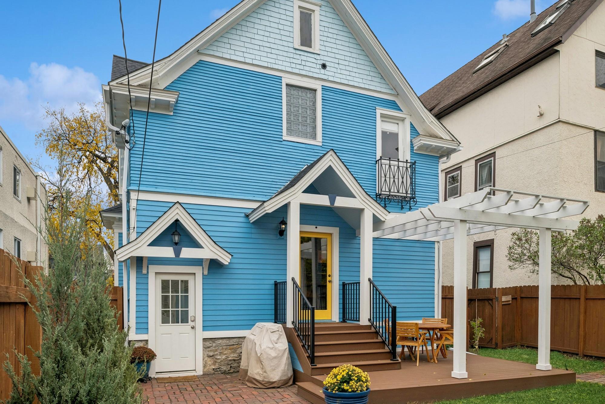 Minneapolis, Minnesota, 55408, United States, 4 Bedrooms Bedrooms, ,2 BathroomsBathrooms,Residential,For Sale,1898421