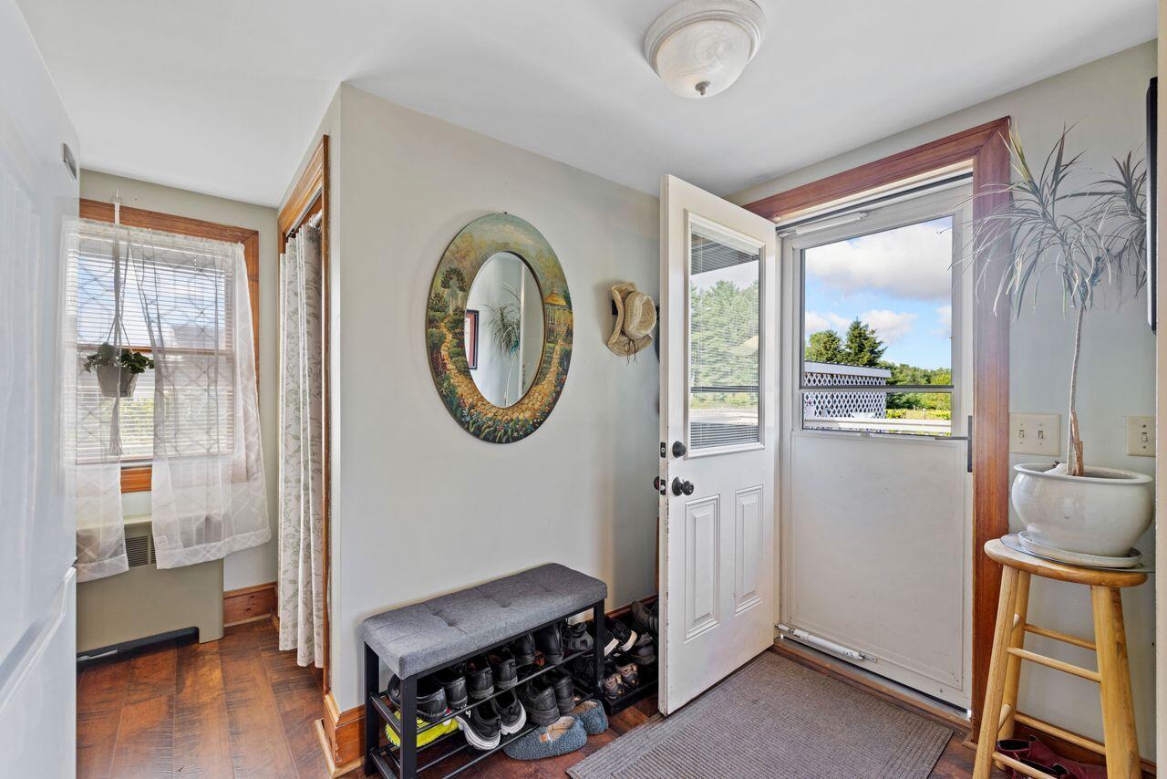 Standish, Maine, 04091, United States, ,3 BathroomsBathrooms,Residential,For Sale,1925622