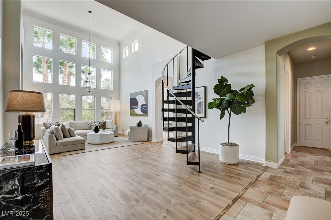 Henderson, Nevada, 89052, United States, 5 Bedrooms Bedrooms, ,4 BathroomsBathrooms,Residential,For Sale,1989374