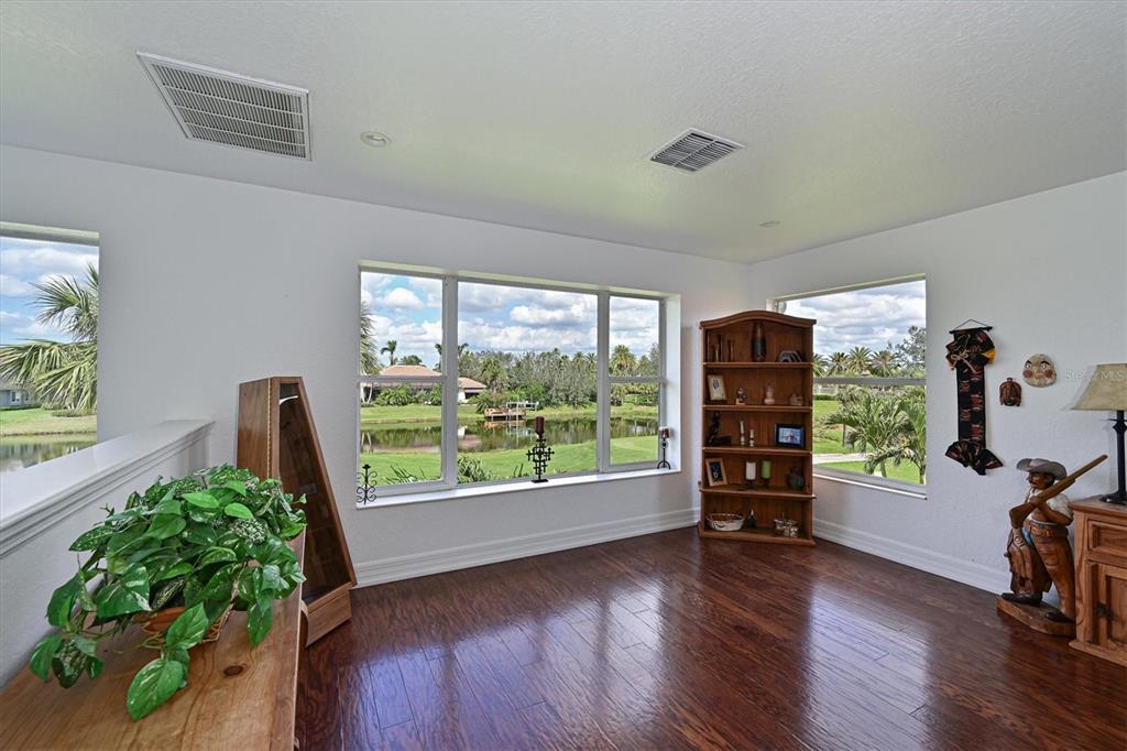 Bradenton, Florida, 34212, United States, 4 Bedrooms Bedrooms, ,3 BathroomsBathrooms,Residential,For Sale,1848553