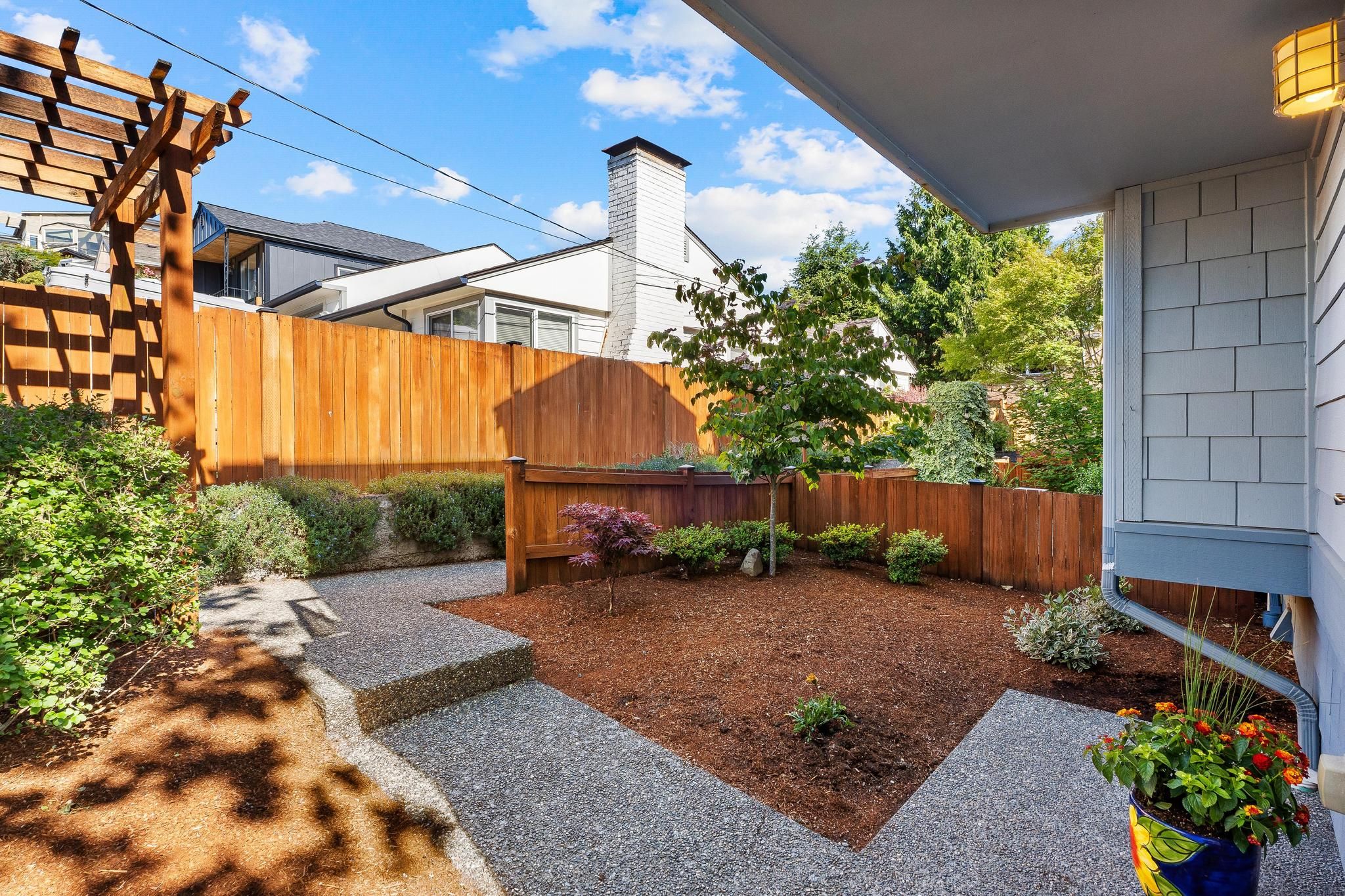  2400 West Boston St, Seattle, WA 98199 - 物件實景