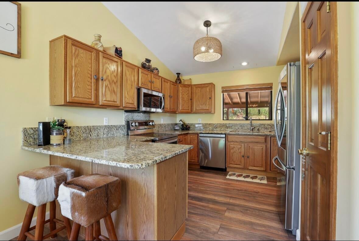 Pine, Arizona, 85544, United States, 2 Bedrooms Bedrooms, ,2 BathroomsBathrooms,Residential,For Sale,1917877